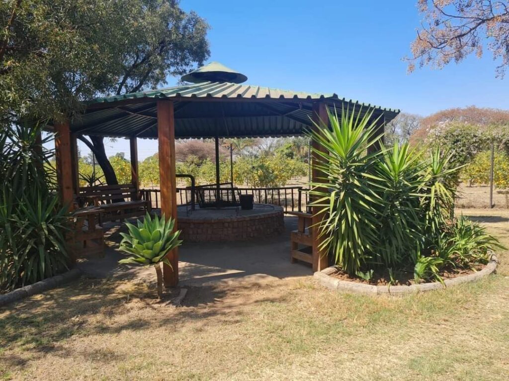 Outdoor braai lapa facility